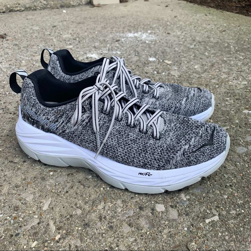 Hoka Mach
